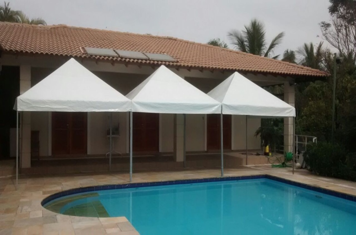 Como a locação de tenda ajuda a reduzir custos na organização de eventos