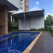 Vantagens da Tenda Piramidal em Casamentos ao Ar Livre